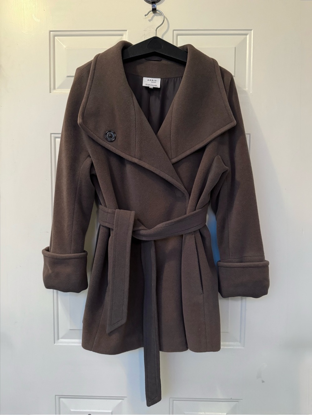 Akris Punto wool angora Dark Taupe Belted Wrap Coat
60% wool / 40% angora *NWT